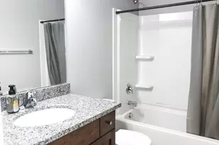 2021 Madie Ln, West Haven, UT 84401 - Photo 7