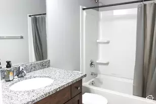 2021 Madie Ln, West Haven, UT 84401 - Photo 7