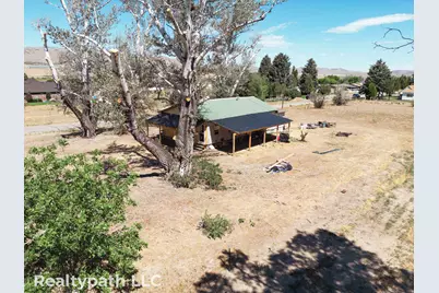 180 W 300 S, Mona, UT 84645 - Photo 3