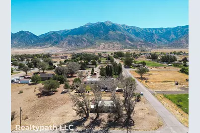 180 W 300 S, Mona, UT 84645 - Photo 7