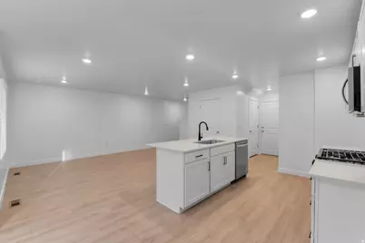1878 E 670 N #1237, Salem, UT 84653 - Photo 7