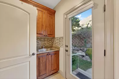 6623 S Hidden Mill Cv, Cottonwood Heights, UT 84121 - Photo 25