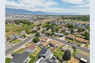1180 W 975 S, Clearfield, UT 84015 - Photo 41