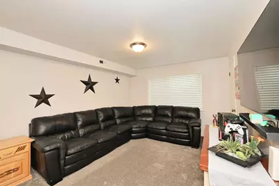 10318 S Silver Willow Dr, Sandy, UT 84070 - Photo 13
