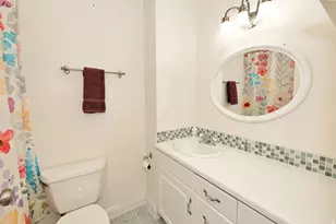 10318 S Silver Willow Dr, Sandy, UT 84070 - Photo 9