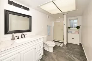 10318 S Silver Willow Dr, Sandy, UT 84070 - Photo 15