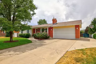 10318 S Silver Willow Dr, Sandy, UT 84070 - Photo 3