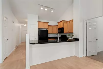 1538 W Wyngate Park Dr, South Jordan, UT 84095 - Photo 9