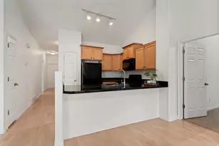 1538 W Wyngate Park Dr, South Jordan, UT 84095 - Photo 9