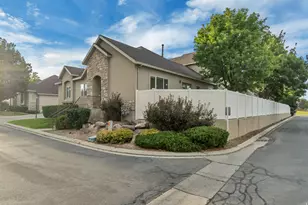 1538 W Wyngate Park Dr, South Jordan, UT 84095 - Photo 47