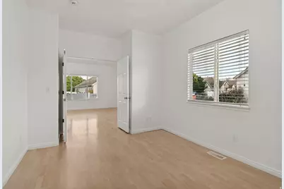 1538 W Wyngate Park Dr, South Jordan, UT 84095 - Photo 17