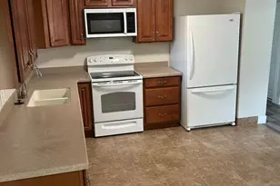 3226 W Meadow Wood Way S, Taylorsville, UT 84129 - Photo 3