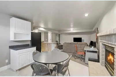 2918 W 8870 S, West Jordan, UT 84088 - Photo 43