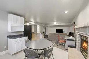 2918 W 8870 S, West Jordan, UT 84088 - Photo 43