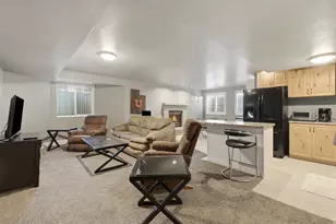 2918 W 8870 S, West Jordan, UT 84088 - Photo 41