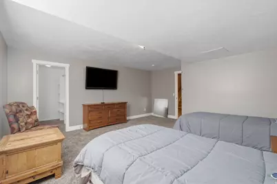 2918 W 8870 S, West Jordan, UT 84088 - Photo 29