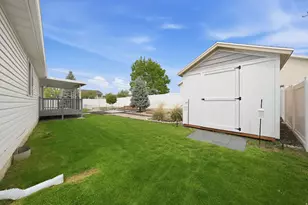 2190 W 1450 N, Layton, UT 84041 - Photo 11