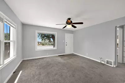 291 S 800 E, Bountiful, UT 84010 - Photo 3