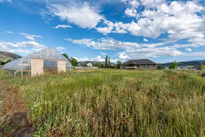 245 E 9500 S, Paradise, UT 84328 - Photo 29