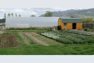 245 E 9500 S, Paradise, UT 84328 - Photo 33