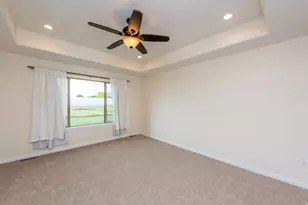 245 E 9500 S, Paradise, UT 84328 - Photo 11
