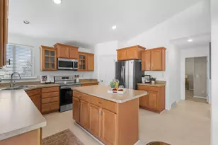 3720 W Cranberry Loop, Lehi, UT 84043 - Photo 9