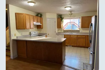 632 W 200 N, Salt Lake City, UT 84116 - Photo 5