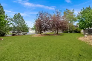 5614 W Draft Horse Ct, Herriman, UT 84096 - Photo 33