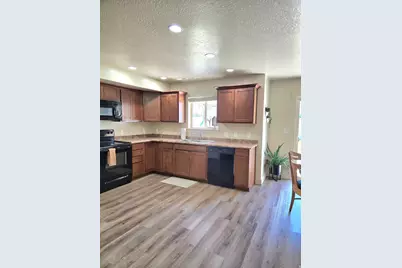 601 W 150 N #25, Springville, UT 84663 - Photo 7
