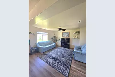 601 W 150 N #25, Springville, UT 84663 - Photo 3