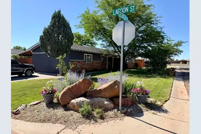 17 S Georgia Cir, Roosevelt, UT 84066 - Photo 1