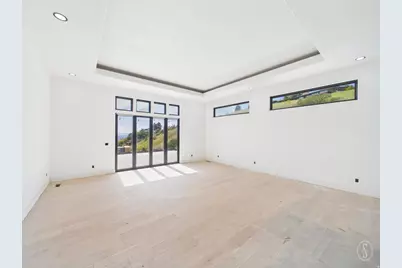 422 N Castor Ln E, Salt Lake City, UT 84103 - Photo 9