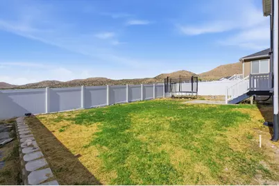 2789 E Clarkstone Dr, Eagle Mountain, UT 84005 - Photo 35