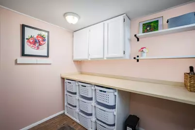 526 E Stringham Ave S, Salt Lake City, UT 84106 - Photo 15