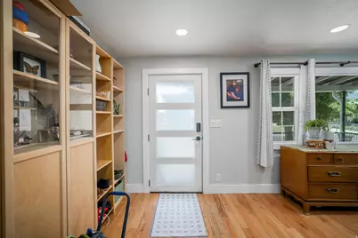 526 E Stringham Ave S, Salt Lake City, UT 84106 - Photo 3