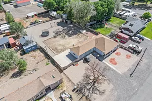 49 W 0200 S, Panguitch, UT 84759 - Photo 39