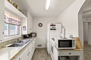 49 W 0200 S, Panguitch, UT 84759 - Photo 11