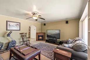 49 W 0200 S, Panguitch, UT 84759 - Photo 5