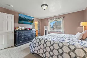 7131 W Dalmatian St, West Valley, UT 84128 - Photo 17