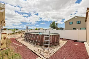 7131 W Dalmatian St, West Valley, UT 84128 - Photo 31