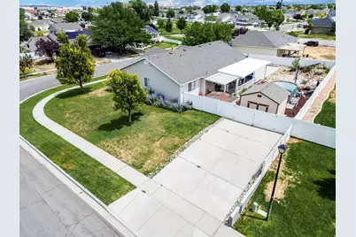 7131 W Dalmatian St, West Valley, UT 84128 - Photo 35