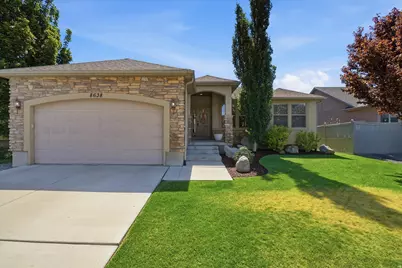 8638 N Jefferson Dr, Eagle Mountain, UT 84005 - Photo 3