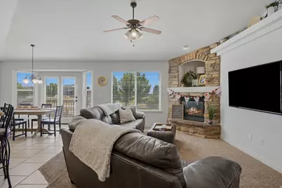 8638 N Jefferson Dr, Eagle Mountain, UT 84005 - Photo 5