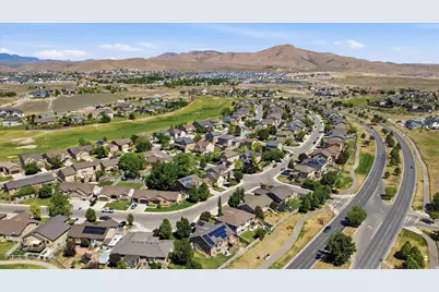 8638 N Jefferson Dr, Eagle Mountain, UT 84005 - Photo 33