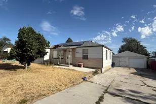 4546 W 5570 S, Kearns, UT 84118 - Photo 3