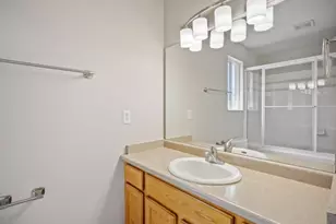 1602 W Rockbridge Dr S, Layton, UT 84041 - Photo 7