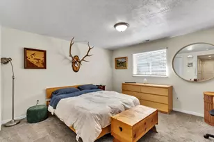 2863 E Fallentine Rd, Sandy, UT 84093 - Photo 41