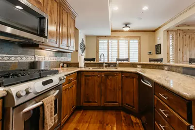 3035 W Canyon Links Dr, Park City, UT 84098 - Photo 9