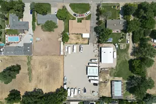 10456 S 3010 W, South Jordan, UT 84095 - Photo 17