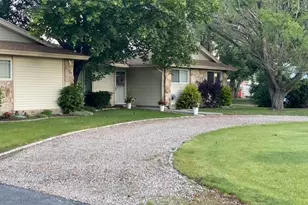 10456 S 3010 W, South Jordan, UT 84095 - Photo 1